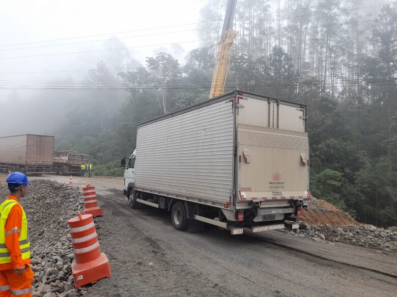 DNIT avança com recuperação da BR-280 na Serra de Corupá - Portal São Bento  Notícias